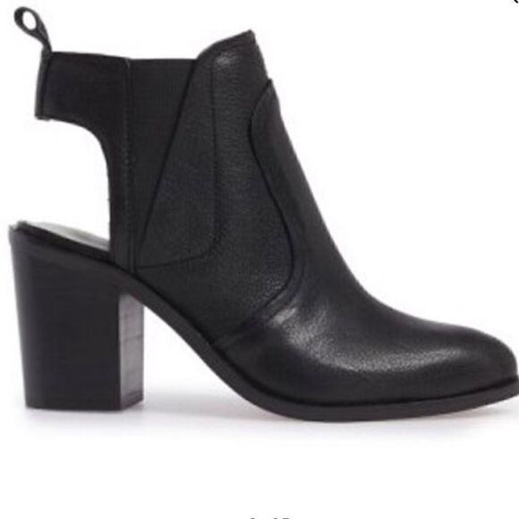 1. State Leban Block Black Chunky Heel Cut Out Leather Ankle Booties 5 1/2 - Picture 1 of 9